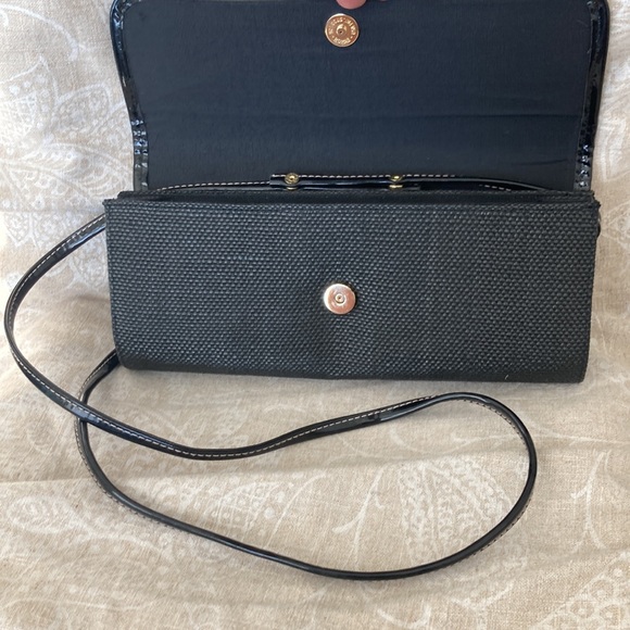 Banana Republic jute with patent leather trim, detachable strap, like new EUC - Picture 10 of 11